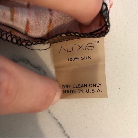 Beautiful Alexis silk dress - Picture 6 of 6